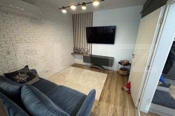 Apartament 4 camere de vanzare IASI - Iasi anunturi imobiliare Iasi