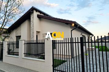 Casa 4 camere, 424 mp teren, partial mobilata, cartier Orizont anunturi imobiliare Alba