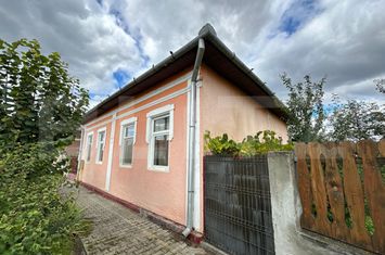 Casă - 3 camere de vanzare OCNA MURES - Alba anunturi imobiliare Alba