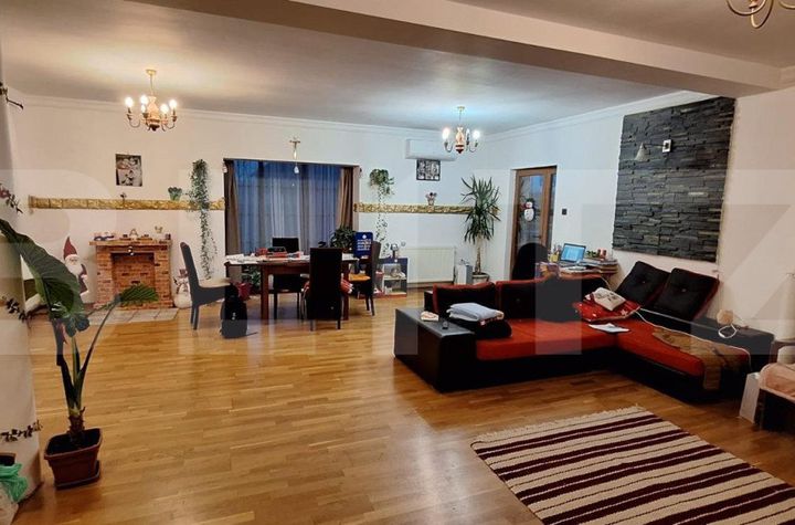 Casă - 5 camere de vanzare LAZURI - Satu Mare anunturi imobiliare Satu Mare