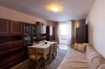 Apartament 4 camere de vanzare ACATARI - Mures anunturi imobiliare Mures