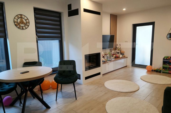 Casă - 4 camere de vanzare SANCRAIU DE MURES - Mures anunturi imobiliare Mures
