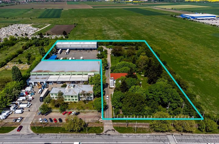 Spațiu industrial de vanzare GRADISTE - Arad anunturi imobiliare Arad