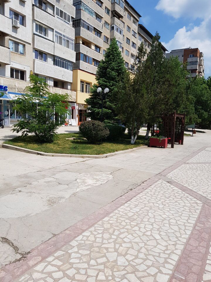 Spatiu comercial, supr. construita de 83,85 mp amplasat in Alexandria, Strada Libertatii nr.215, Jud. Teleorman anunturi imobiliare Teleorman