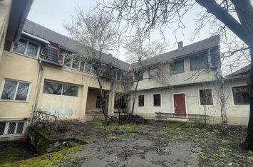 Cladire cu destinatie comerciala/clinica/birouri str Bujorului Reghin anunturi imobiliare Mures