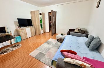 Garsonieră de vanzare CUGIR - Alba anunturi imobiliare Alba