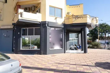 Spațiu comercial pe 2 niveluri, 209 mp, Drama anunturi imobiliare Grecia