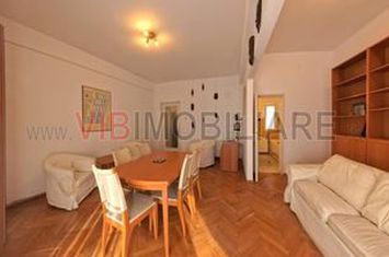 De vanzare, garsoniera spatioasa - zona centrala Foisorul de Foc, Sf.Stefan anunturi imobiliare Bucuresti