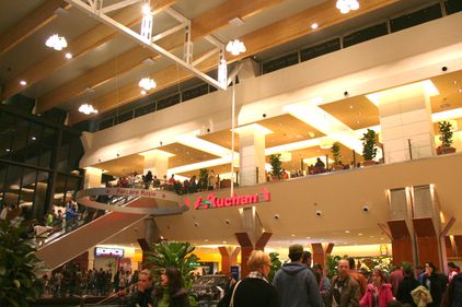Mall-urile, amenintate de faliment