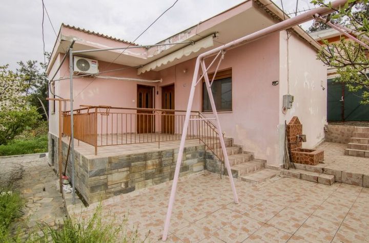 Casă individuală 105 mp în Stathmos Lefkotheas anunturi imobiliare Grecia
