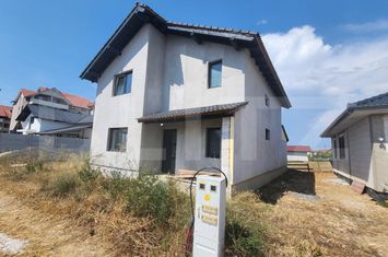 Vilă - 4 camere de vanzare PETRESTI - Alba anunturi imobiliare Alba