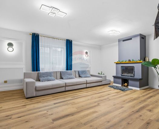 Vilă 5 cam Lunca Cetatuii, 164 mp, P+1