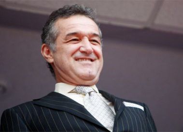 Lovitură de graţie dată de Becali. Omul de afaceri a vândut un teren pentru o sumă colosală