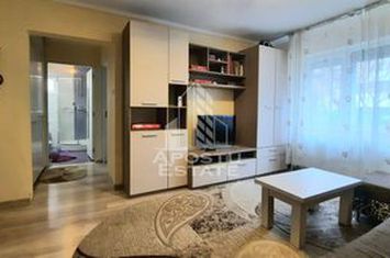 Apartament 2 camere la parter, zona centrala. anunturi imobiliare Arad