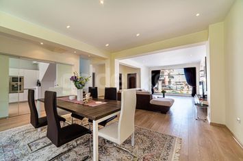 Vilă - 7 camere de vanzare MAMAIA - Constanta anunturi imobiliare Constanta