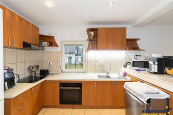 Vilă - 8 camere de vanzare CENTRAL - Brasov anunturi imobiliare Brasov