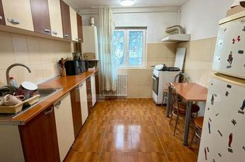 Apartament 3 camere de vanzare CLUJ-NAPOCA - Cluj anunturi imobiliare Cluj