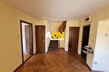 Apartament 4 Camere, 97.5 mp, Decomandat, Et.1, Ultracentral anunturi imobiliare Alba