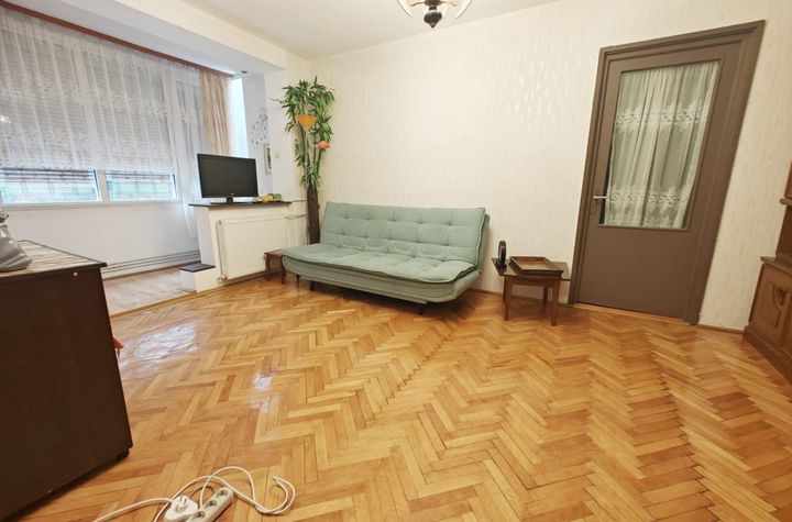 Apartament 3 camere de vanzare TIMISOARA - Timis anunturi imobiliare Timis