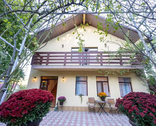 Casă 4 cam Valea Lupului, 173 mp, P+M