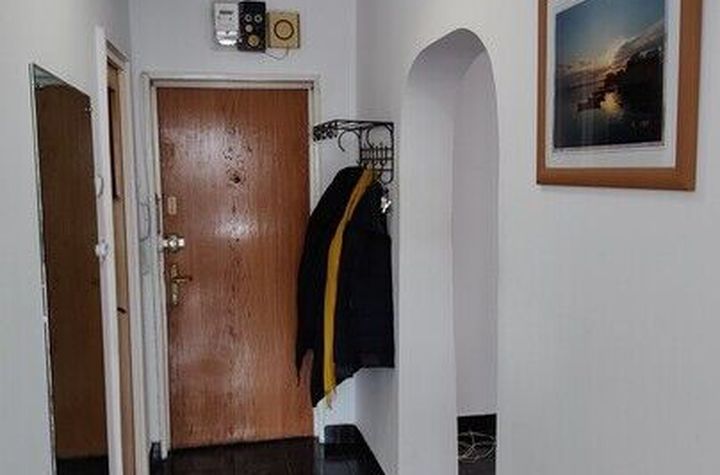 Apartament 2 camere  - 1 minut metroul 1 Decembrie anunturi imobiliare Bucuresti
