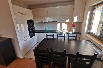 Apartament 3 camere de inchiriat CENTRUL CIVIC - Brasov anunturi imobiliare Brasov