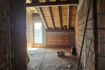 Apartament 3 camere de vanzare TURNISOR - Sibiu anunturi imobiliare Sibiu