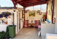 141.000 €, Vilă