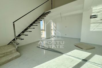 Penthouse cu scara interioara deosebita, 3 camere si 2 bai langa Lidl. anunturi imobiliare Timis