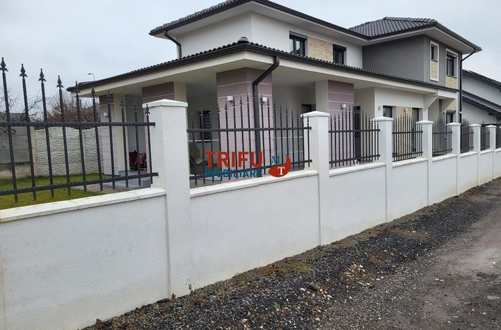 Vilă - 4 camere de vanzare CENTRAL - Alba anunturi imobiliare Alba