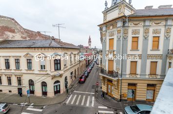 Apartament ultracentral cu 4 camere partial amenajat Comision 0 anunturi imobiliare Arad
