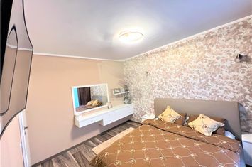 Apartament 3 camere de vanzare CALEA CISNADIEI - Sibiu anunturi imobiliare Sibiu