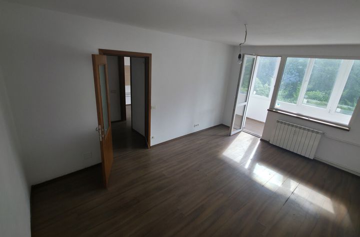 Apartament 2 camere renovat - 57.12 mp Sos.Oltenitei, sec.4, Bucuresti anunturi imobiliare Bucuresti