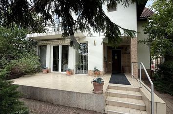 Vila/Spatiu comercial Bd Pipera anunturi imobiliare Bucuresti