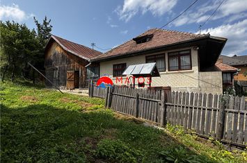 Casă - 6 camere de vanzare VALEA DOFTANEI - Prahova anunturi imobiliare Prahova