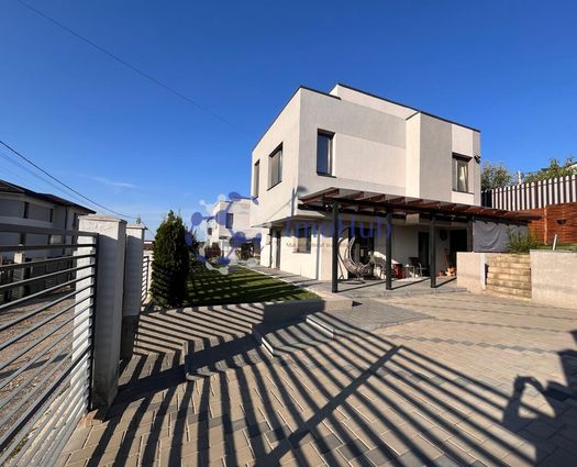 Vilă 4 cam Hlincea, 90 mp, P+1