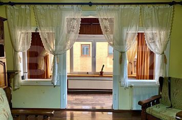 Vilă - 8 camere de vanzare RADAUTI - Suceava anunturi imobiliare Suceava