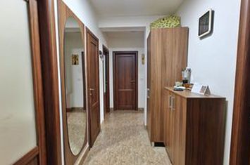 Apartament 4 camere, zona buna, 2 bai, Grigorescu anunturi imobiliare Cluj
