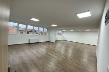 Zona centrala - Spatiu de birou 130 mp + 90 mp terasa anunturi imobiliare Mures