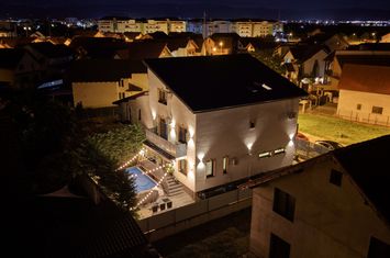 Vilă - 5 camere de vanzare SIBIU - Sibiu anunturi imobiliare Sibiu