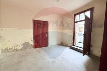 Casă de închiriat -ideală pentru activități de birouri/servicii anunturi imobiliare Sibiu
