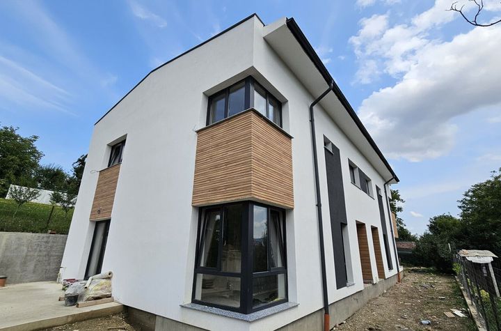 0 % comision, Case noi P+E, 300mp teren, Dambul Rotund anunturi imobiliare Cluj