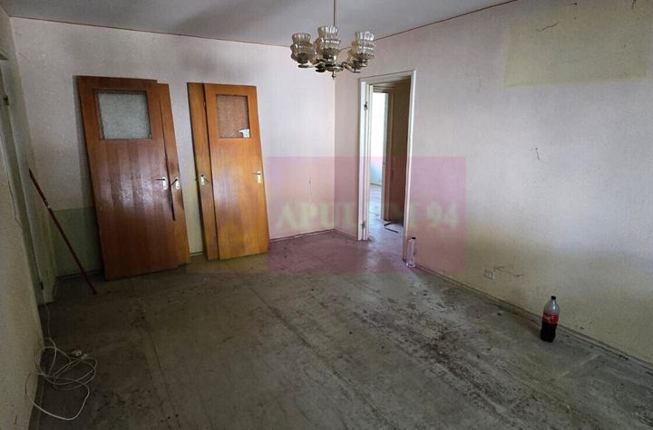 Vanzare apartament 3 camere Prelungirea Ghencea-Raul Doamnei anunturi imobiliare Bucuresti