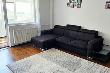 Titan- Potcoava anunturi imobiliare Bucuresti