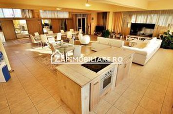 Casa 20 camere, 800mp,2300 mp teren,zona Penny,0% comision anunturi imobiliare Mures