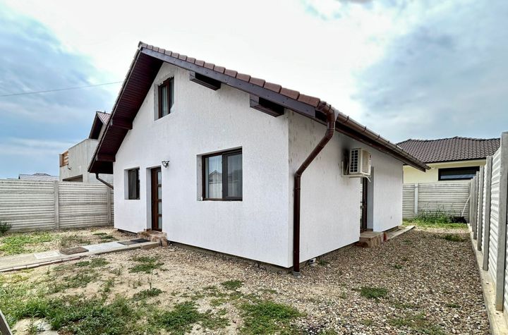 Casă - 3 camere de vanzare CIHEI - Bihor anunturi imobiliare Bihor
