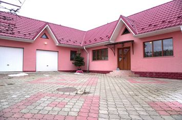 Vilă - 6 camere de vanzare FALTICENI - Suceava anunturi imobiliare Suceava