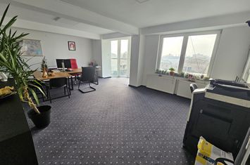 Spațiu comercial de inchiriat GEORGE ENESCU - Dolj anunturi imobiliare Dolj