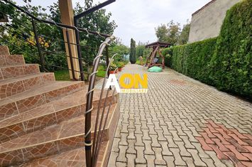 Casa 6 camere, 715 mp teren, langa Cetatea Alba Carolina anunturi imobiliare Alba