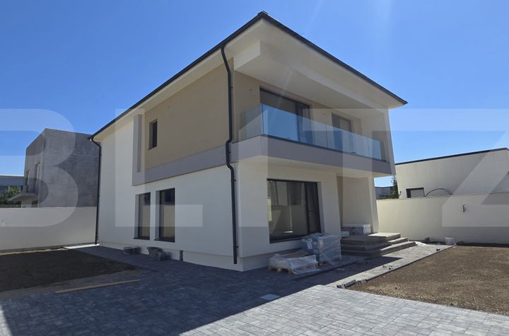 Vilă - 4 camere de vanzare CRAIOVA - Dolj anunturi imobiliare Dolj